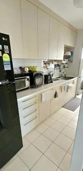 Room (HDB) for Rent in  987C Buangkok Green - Image 2